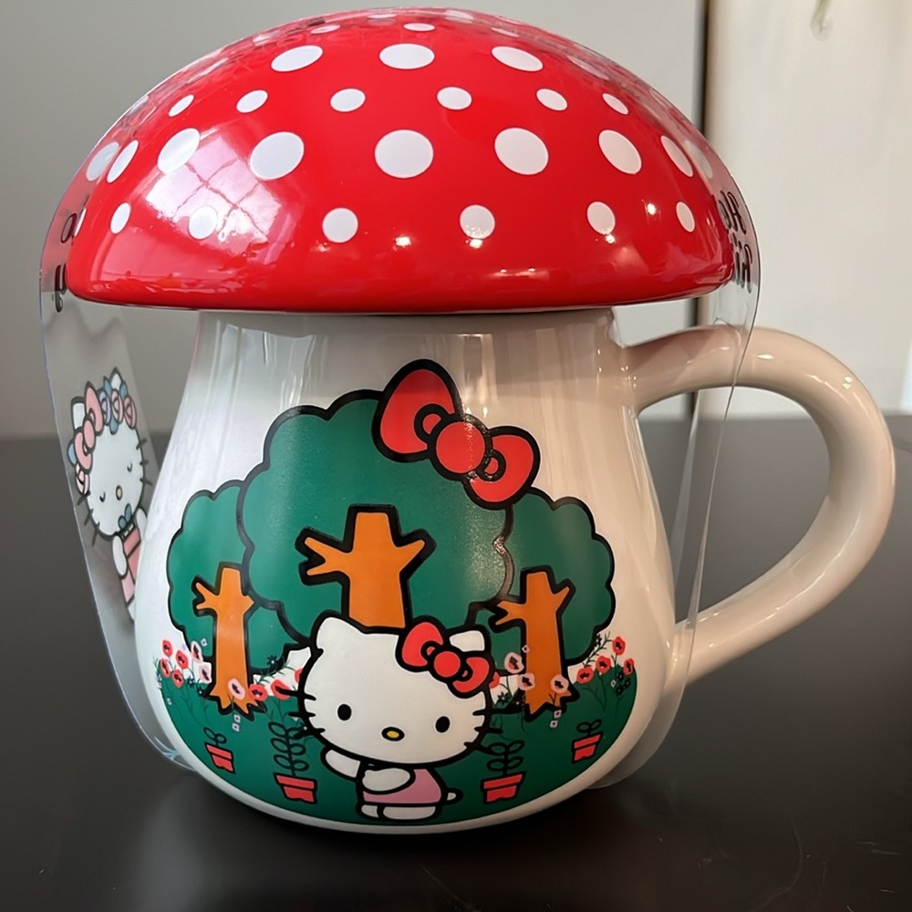 Hello Kitty Mushroom mug. Red Mushroom lid on cute 16oz mug. New!